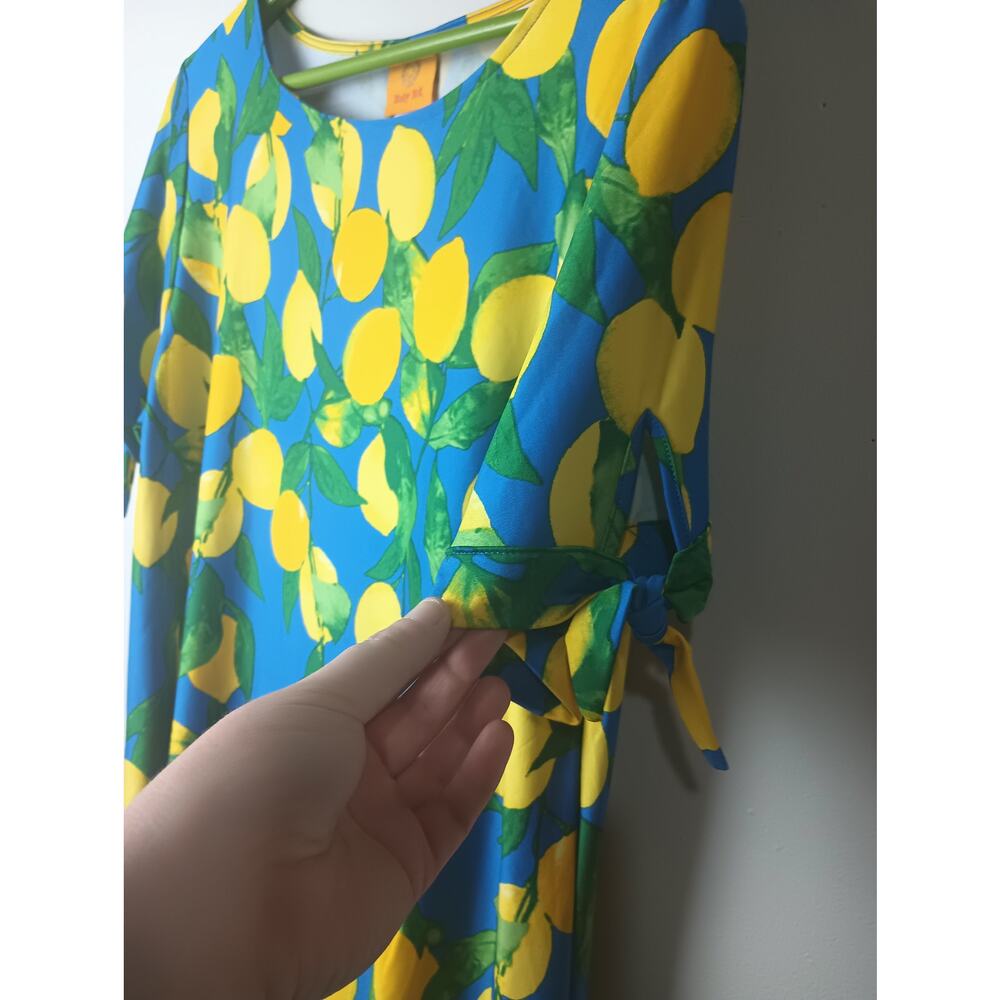 Ruby Rd. Lemon Print Blouse Size L Blue Yellow Stretch Short Sleeve Top - Picture 2 of 4
